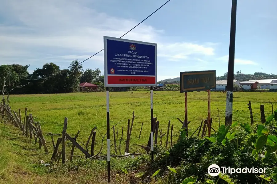 Makam Purba