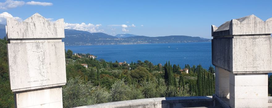 Tomba di Gabriele d'Annunzio