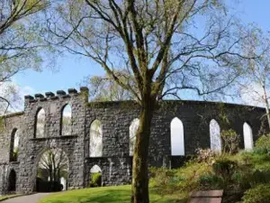 McCaig's Tower & Battery Hill