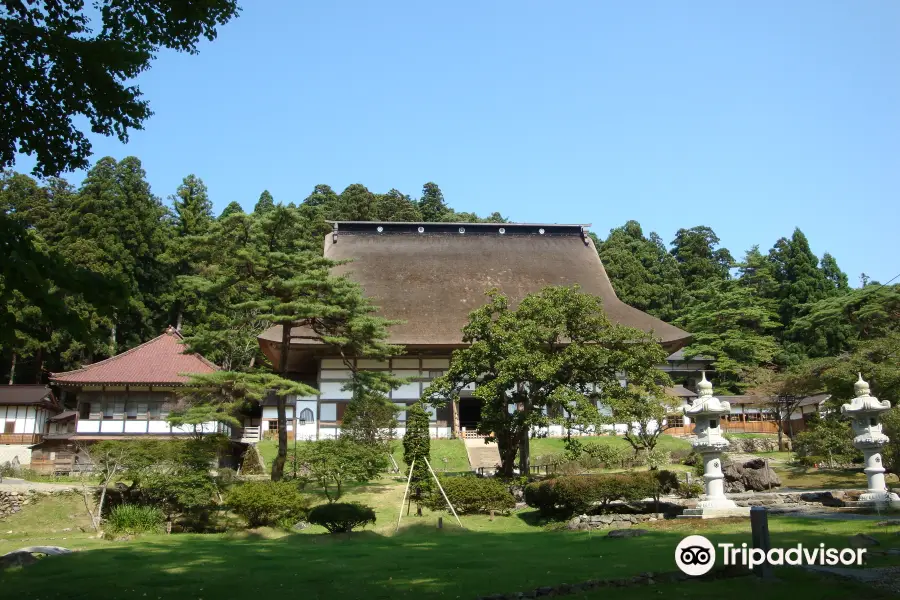 大梅拈華山 圓通 正法寺