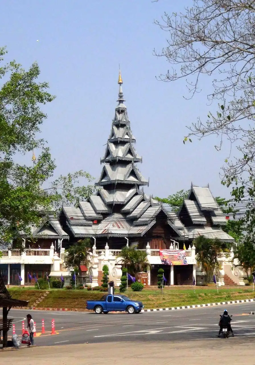 Hotel dekat Mae Sariang Museum