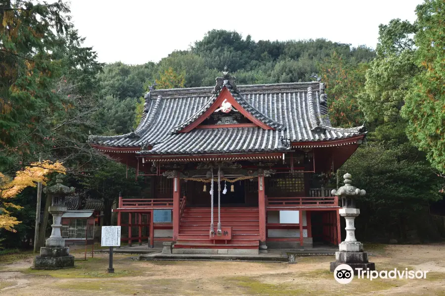 古城山稲富稲荷神社