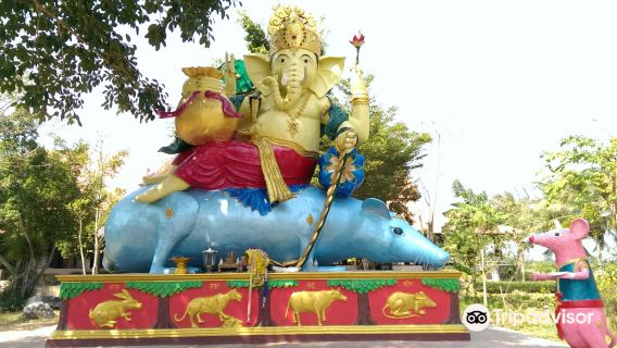 Tan Chet Yot Temple