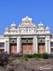 Jaganmohan Palace Art Gallery And Auditorium