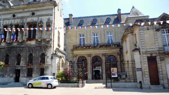 Place de l’Hôtel de Ville