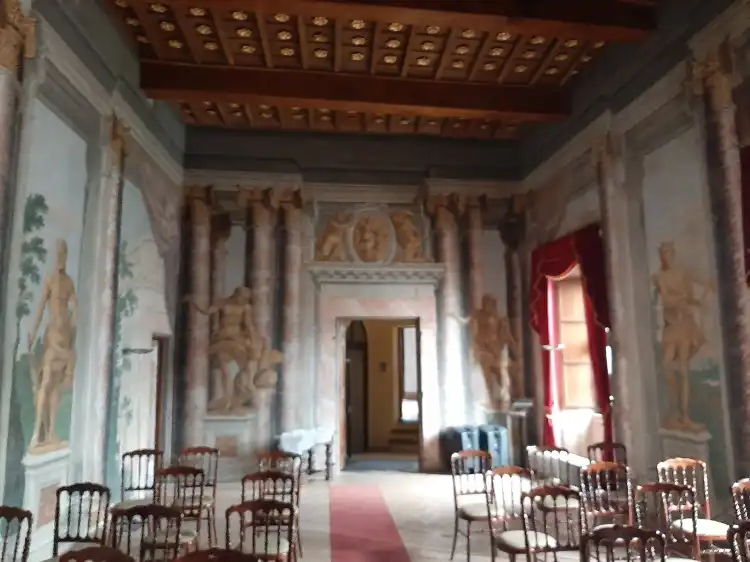Hotels in Sambuci