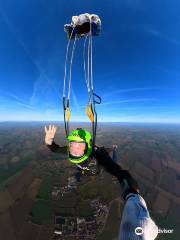 UK Parachuting