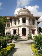 Molo Mansion