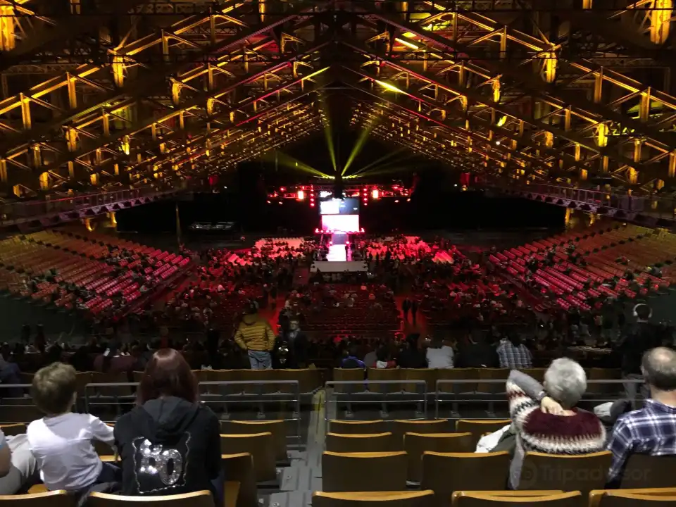 Halle Tony Garnier Tickets [2026] - Promos, Prices, Reviews & Opening ...