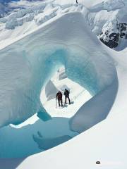 Mt Cook Glacier Guiding