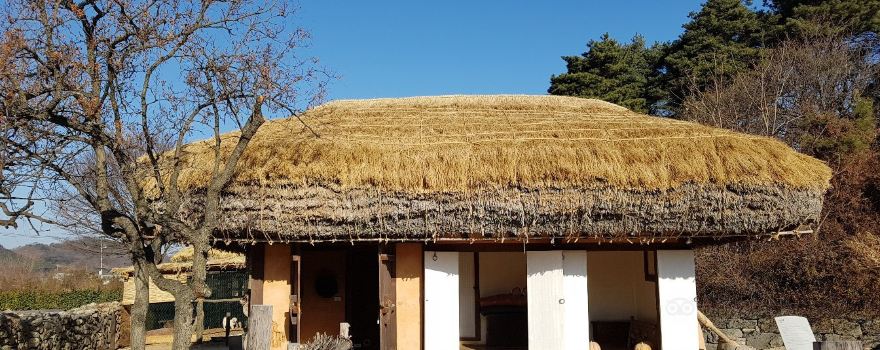Oeam Folk Village