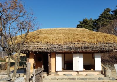Oeam Folk Village