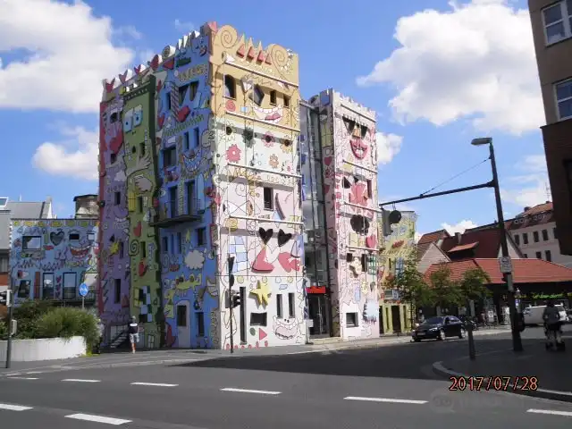 Hotel in zona Happy Rizzi House