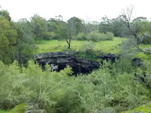 Byaduk Caves