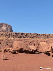 Cliff Dwellers Lodge