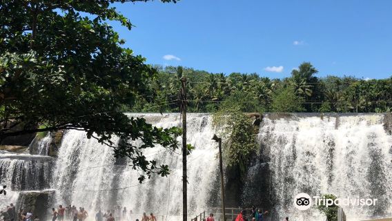 Thirparappu Waterfalls