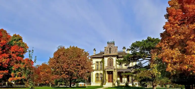 Hotels in Bloomington