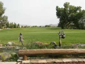 Red Hawk Golf and Resort