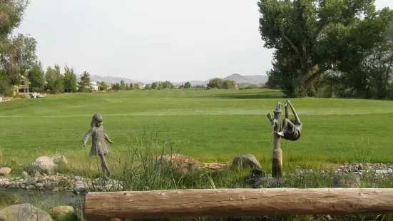 Red Hawk Golf and Resort