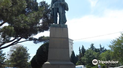 Monument to Gorkiy