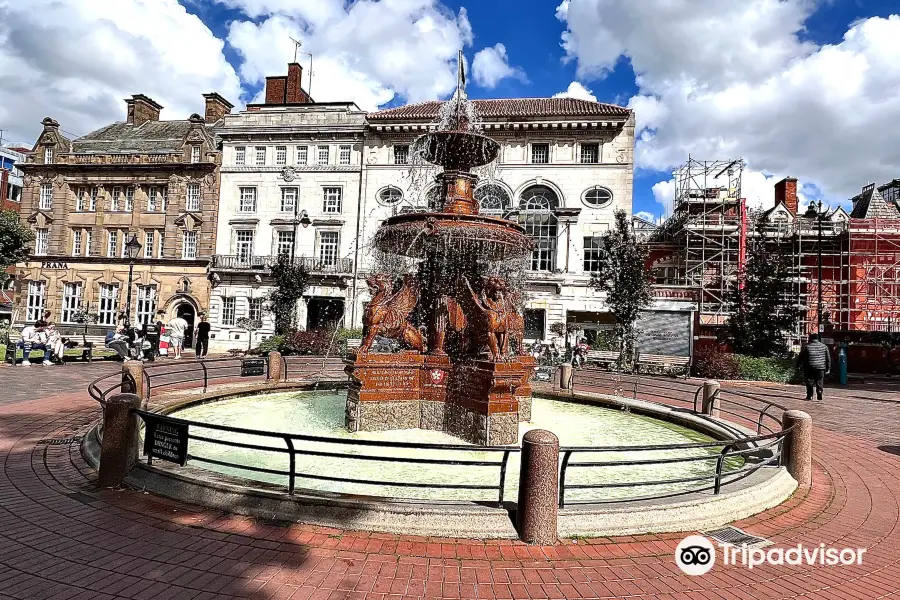 Town Hall Square Fountain