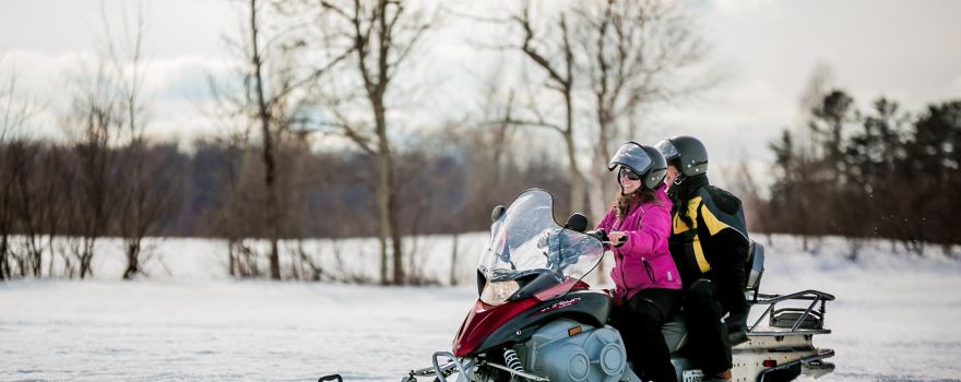 Snowmobiling activity rides of 1 hour