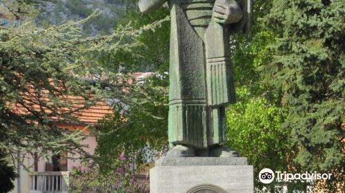 Monument to Ivan Crnojevic