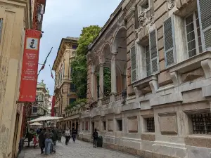 Via Garibaldi