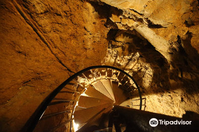 Grottes de Blanot