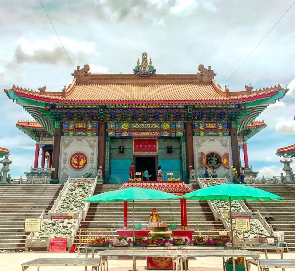 Hotels near Wat Leng Nei Yi 2