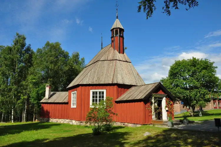 Hotels near Vasterbottens Museum
