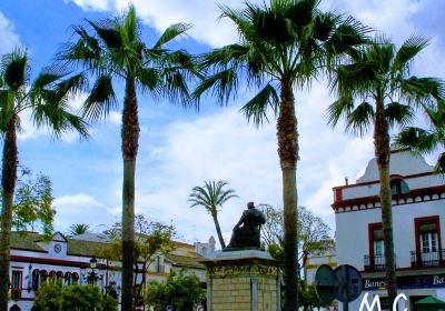 Monumento a Elio Antonio de Nebrija