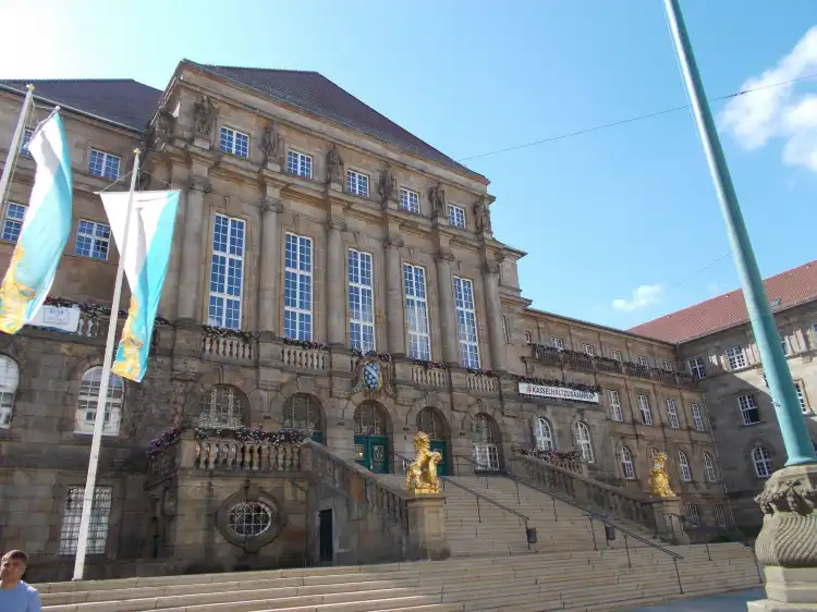 Hotels in der Nähe von Rathaus