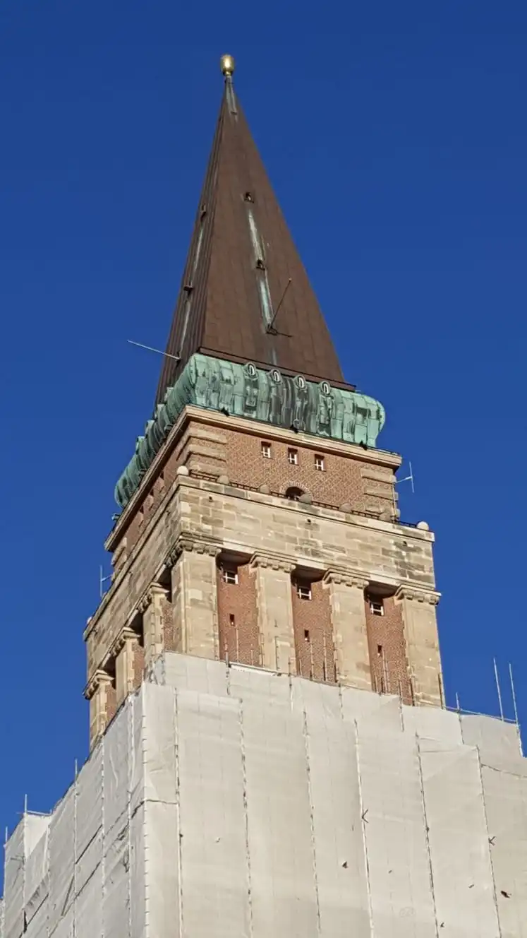 Hotel dekat Rathausturm Kiel