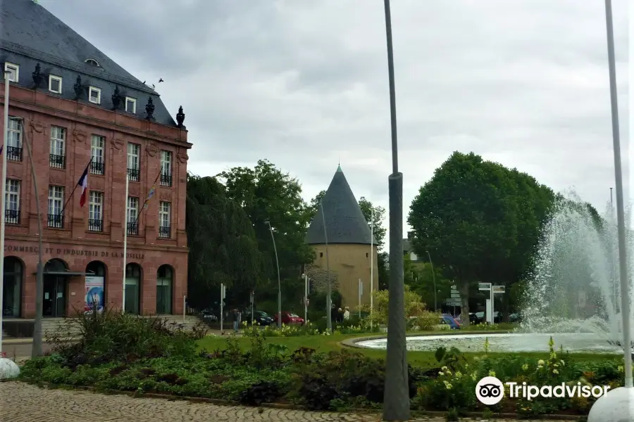 The Camouflage Tower of Metz