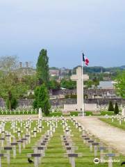 Cimetiere Militaire du Faubourg-Pave