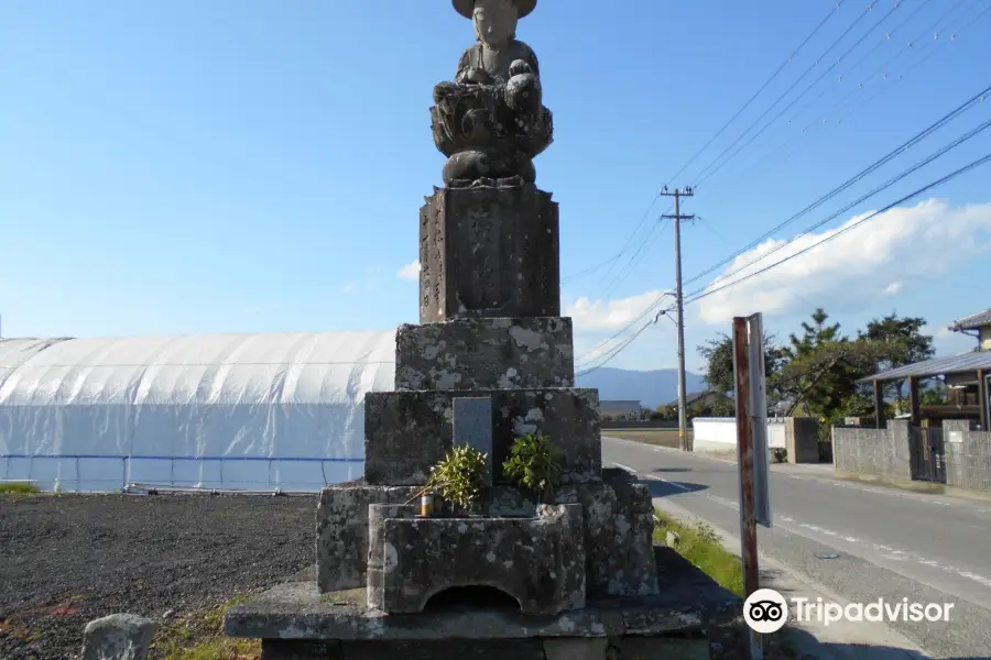 Takajizo Statue