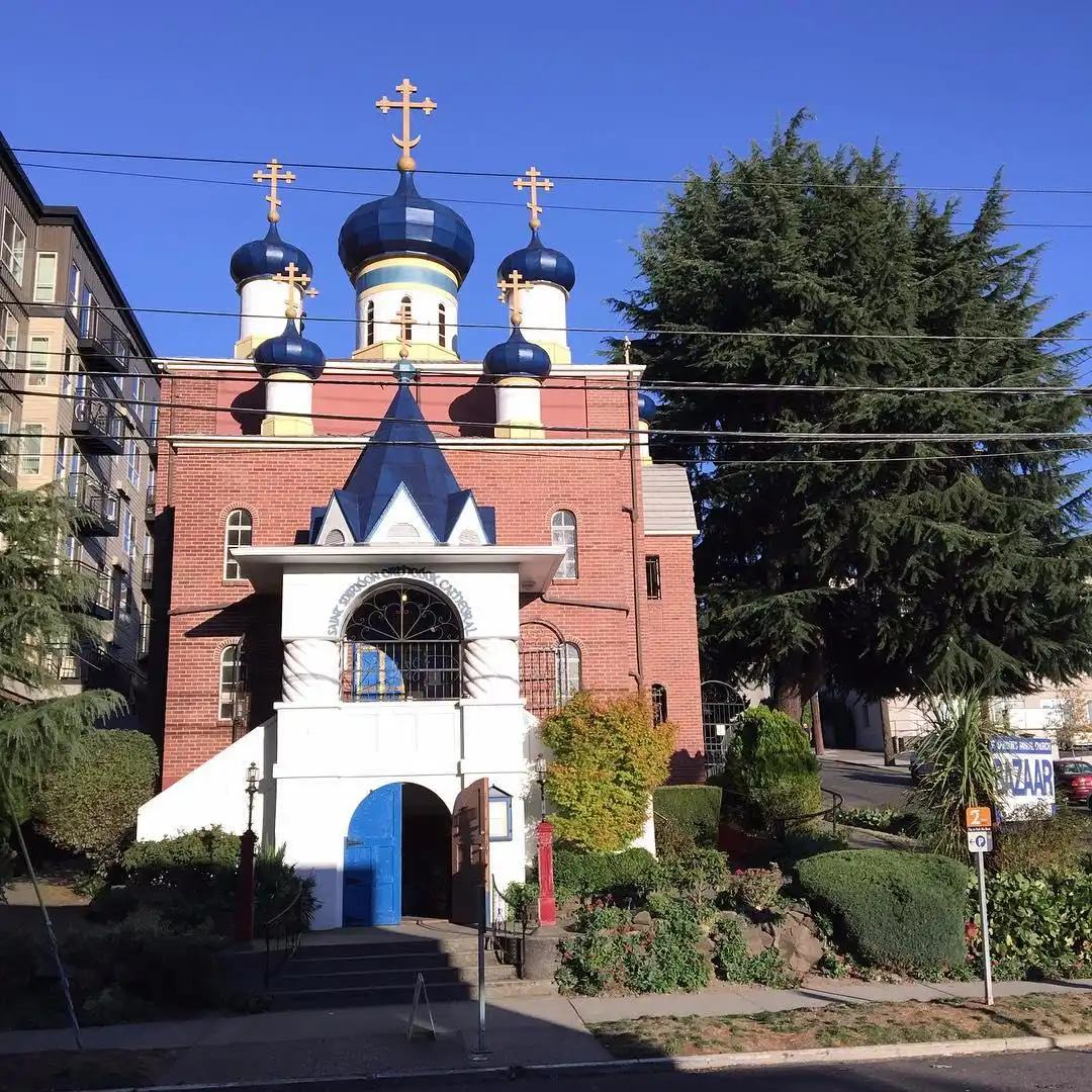 Hotels near Saint Spiridon Orthodox Cathedral