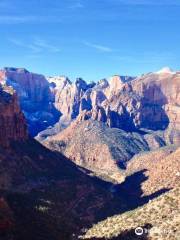 Canyon Overlook Trail