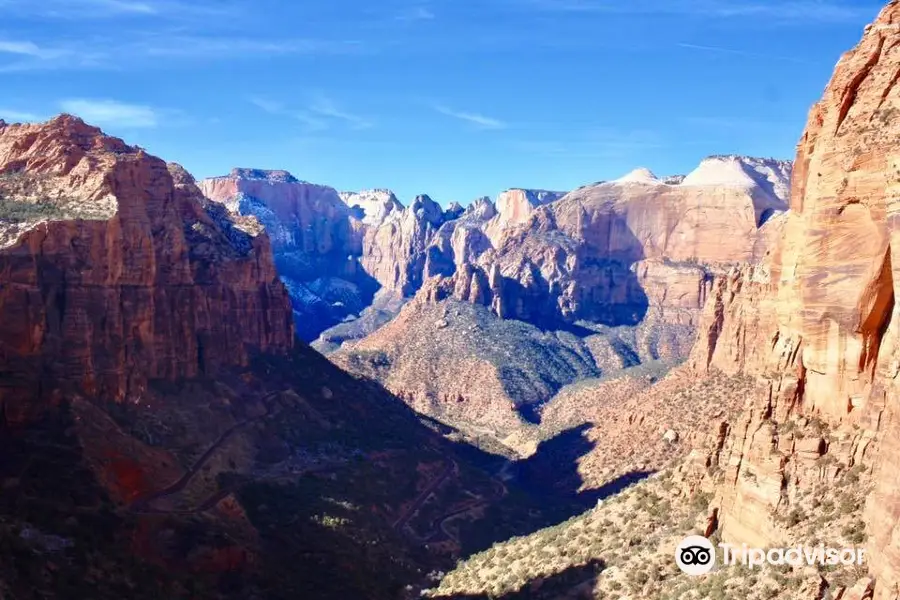 Canyon Overlook Trail