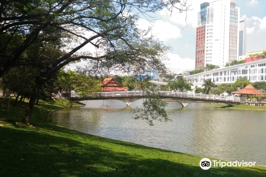 Shah Alam Lake Garden (West)