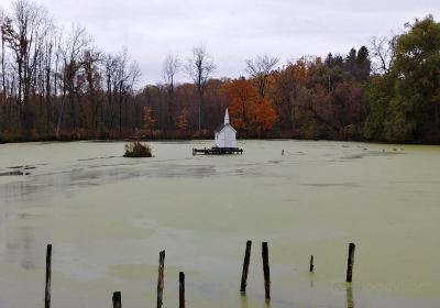 Mason's Pond - The world's smallest Church