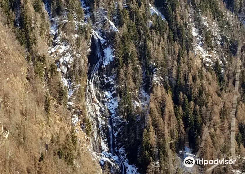 Cascata di Branzi