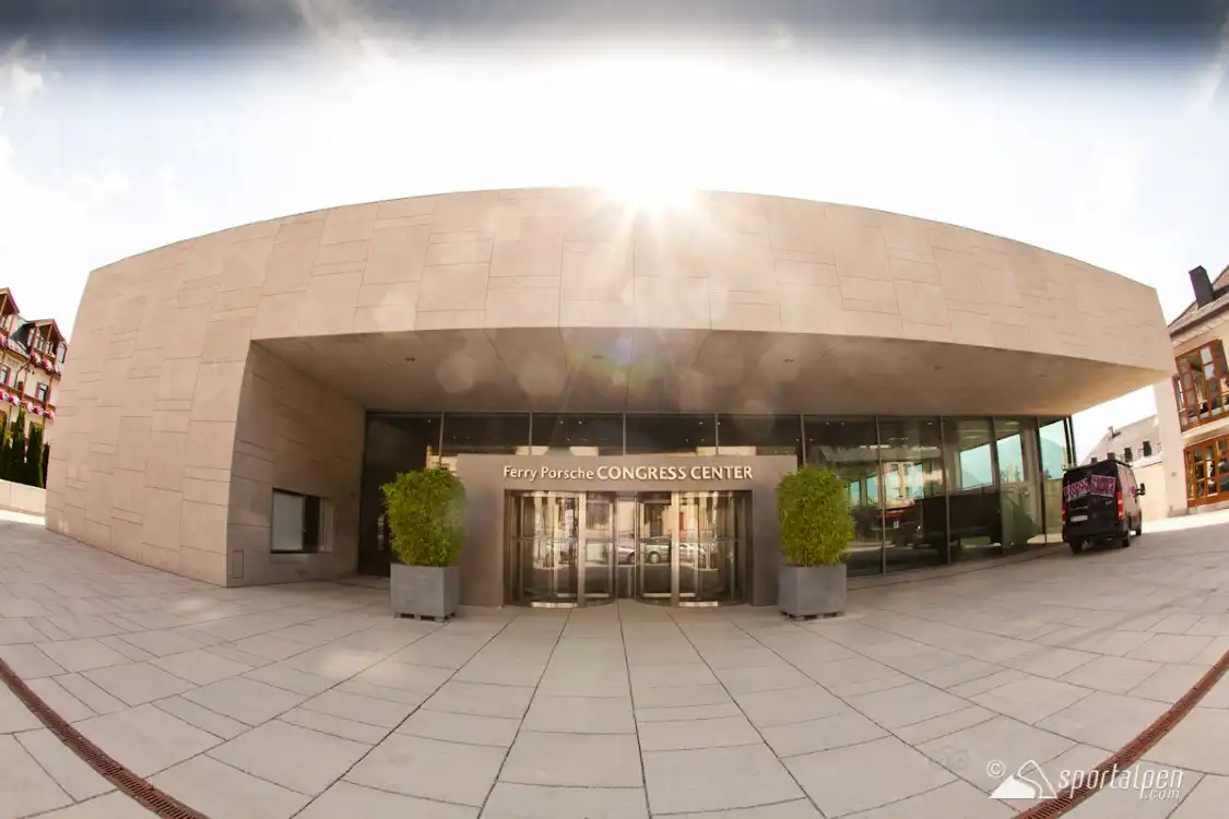Hotels near Ferry Porsche Congress Center