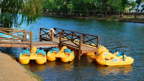 กูเลียกัน travel destination