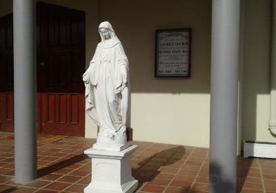 St. Christopher - Iglesia Católica