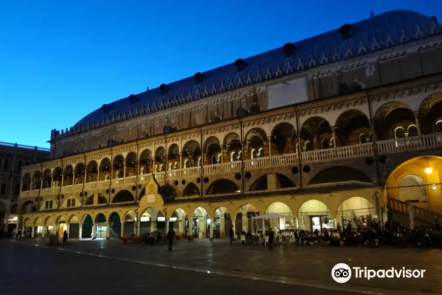 Piazza delle Erbe