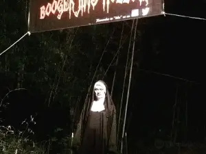 Booger Jim's Hollow Haunted House