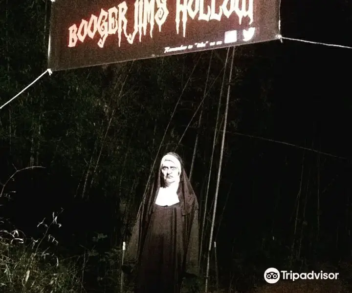 Booger Jim's Hollow Haunted House