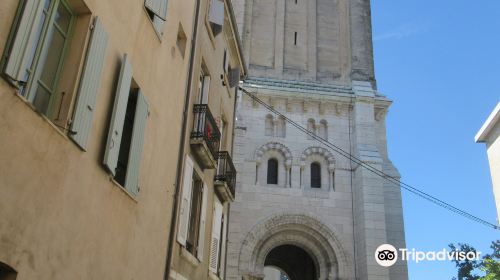 Cathédrale Saint-Apollinaire